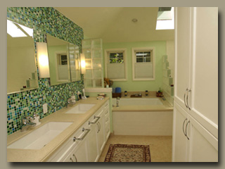 View towards soaking Tub